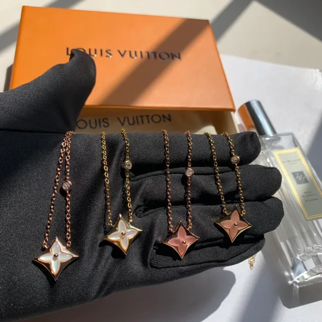 Louis Vuitton তারা পেন্ডেন্ট সোনালি সাদা চেইন নেকলেস 6