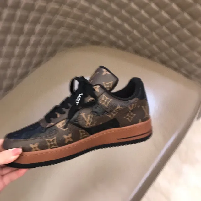 Louis Vuitton x Nike Air Force 1 Monogram Brown Lifestyle Sneakers 3