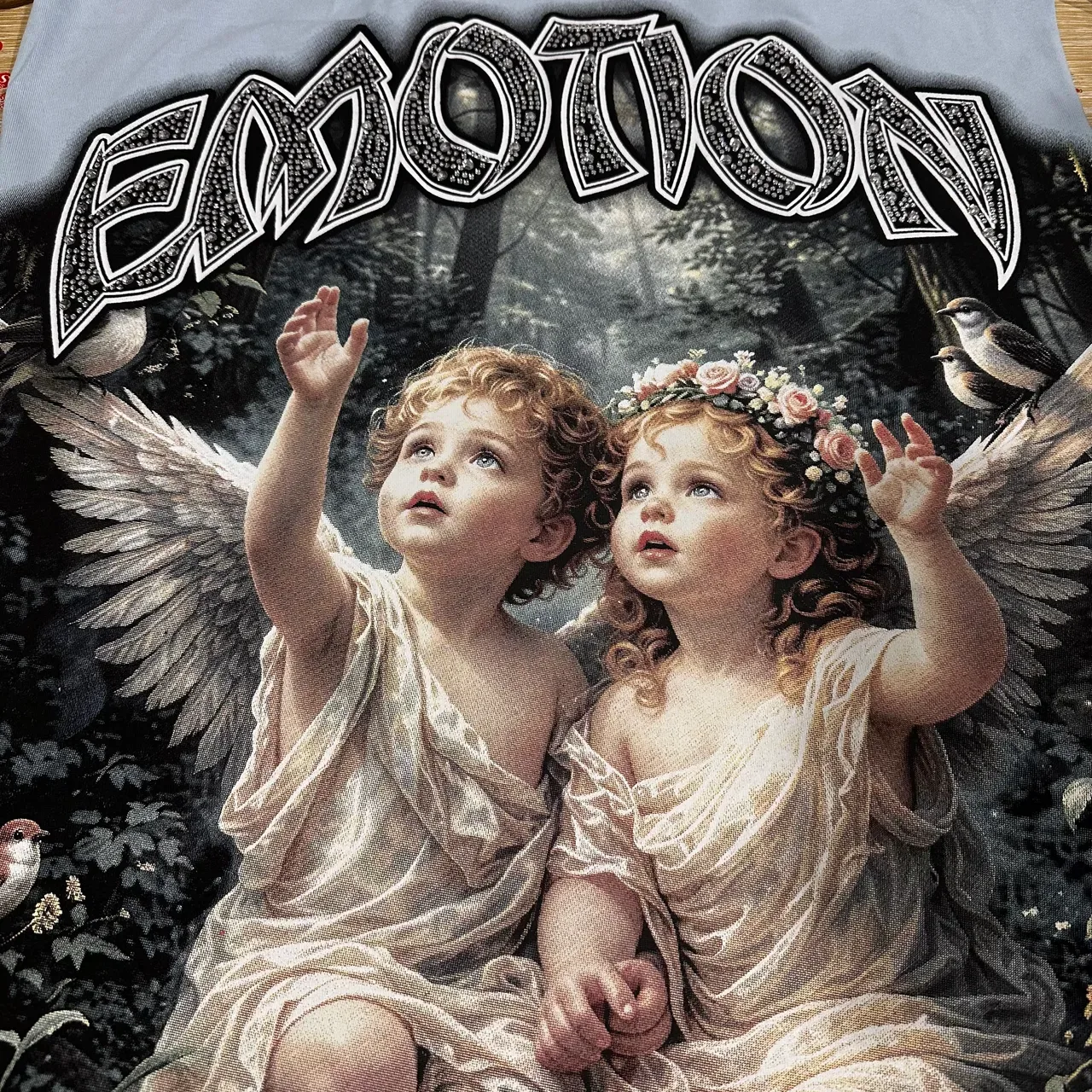 Camiseta de cuello redondo con estampado gráfico Mixed Emotion 5
