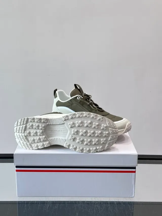 Moncler Army Green White Olive Textile Upper Sculpted Midsole Sneakers 2