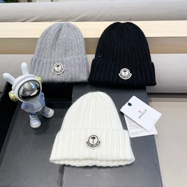Moncler Logo Patch Black Ribbed Knit Beanie 6