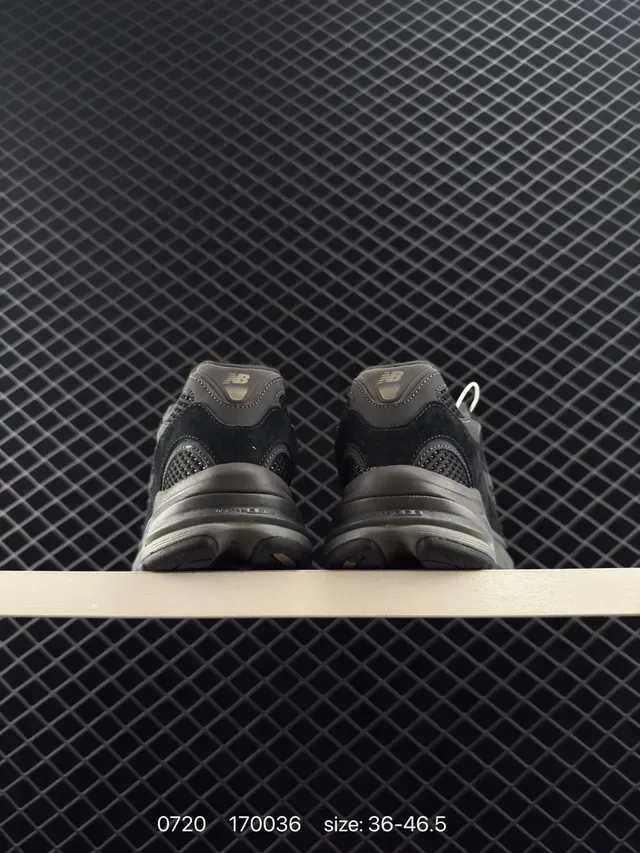New Balance 2010 Black and Gray Lifestyle Sneakers 3