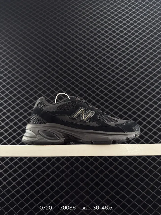 New Balance 2010 Black and Gray Lifestyle Sneakers 6