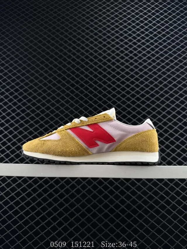 New Balance 471 Zapatillas de ante beige con malla retro lifestyle 4