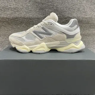 New Balance 9060 Off-White et gris sneakers chunky