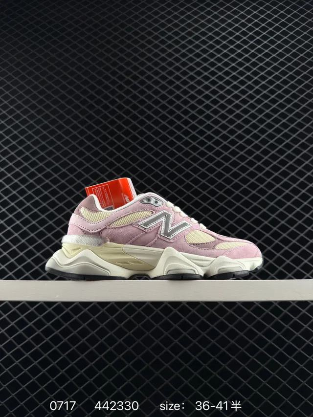 New Balance 9060 Zapatillas chunky rosa y crema 6