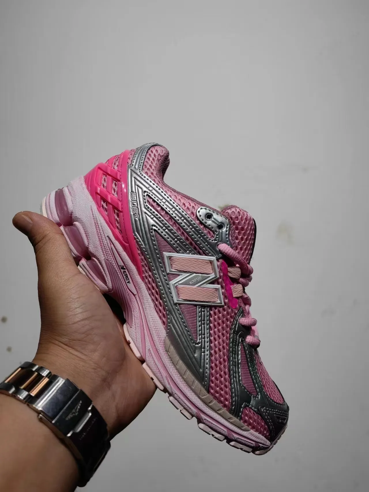 New Balance 9060 rosa y plateado Zapatos de correr 6