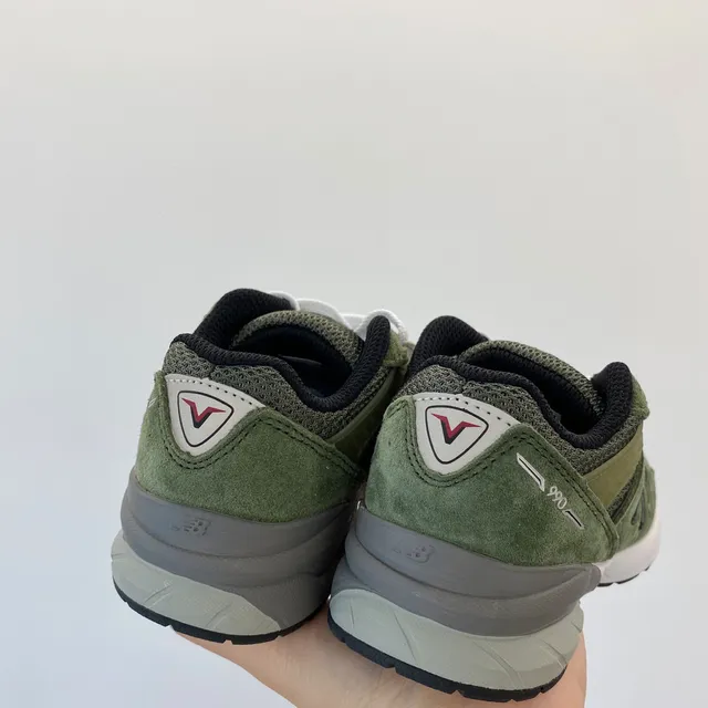 New Balance Army Green White Olive Suede And Mesh Upper Laces Midsole Lifestyle Sneakers 10