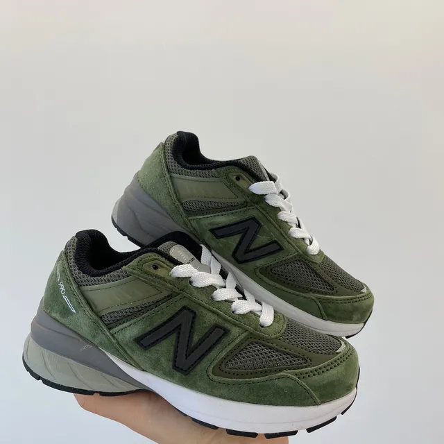 New Balance Army Green White Olive Suede And Mesh Upper Laces Midsole Lifestyle Sneakers 11