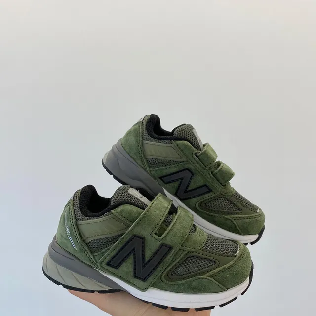 New Balance Army Green White Olive Suede And Mesh Upper Laces Midsole Lifestyle Sneakers 18