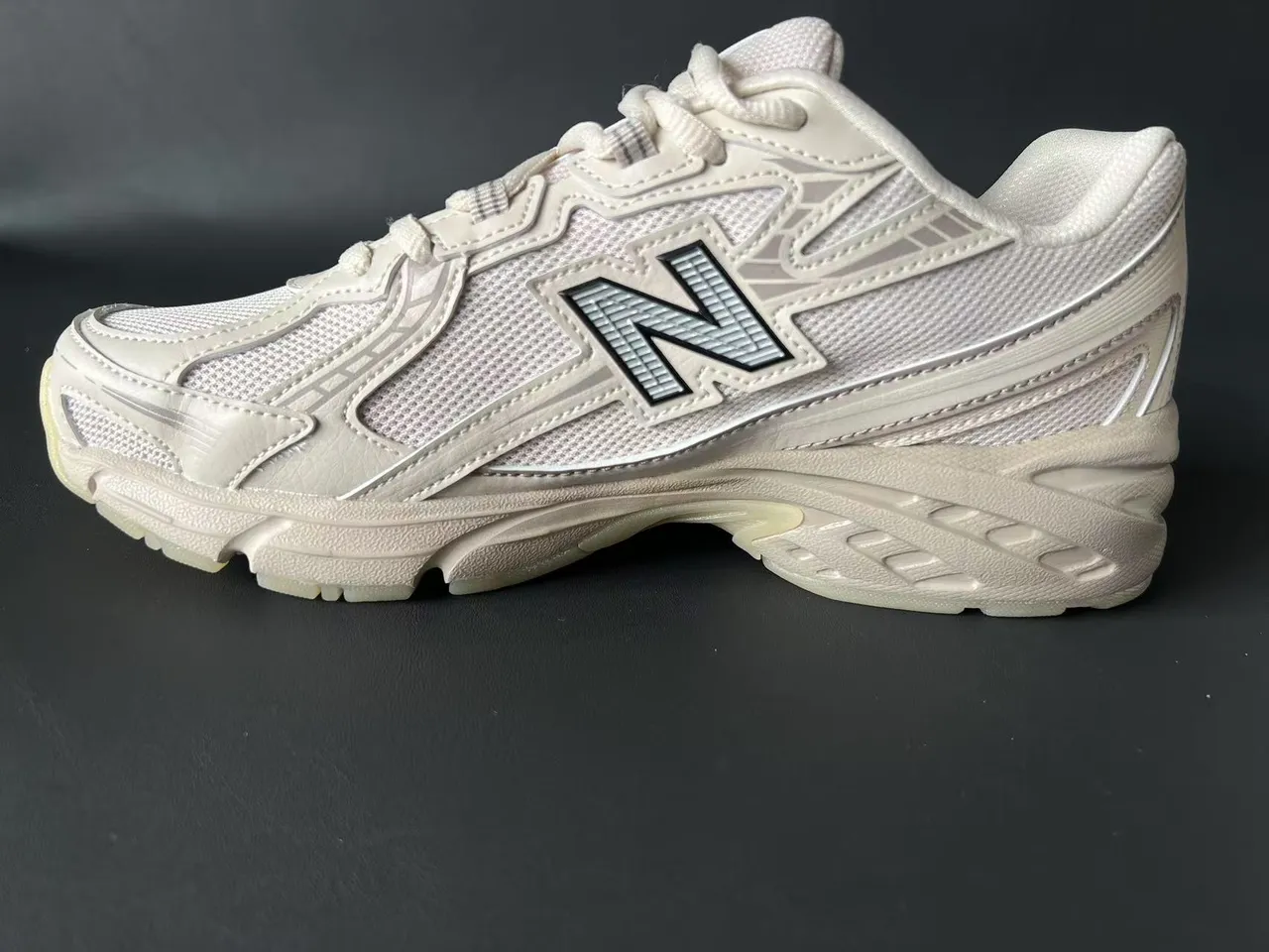 New Balance Beige Gray Midsole Mesh And Synthetic Overlay Chunky Sneakers 2