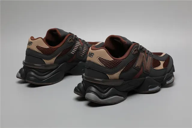 New Balance Black Brown Chunky Midsole Mesh And Synthetic Overlay Lifestyle Sneakers 3
