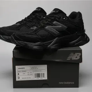 New Balance কালো ধূসর একরঙা স্তরযুক্ত জাল এবং সুয়েড উপরের লাইফস্টাইল স্নিকার্স