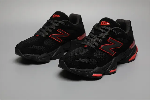 New Balance أسود أحمر كعب سميك مصمم منتصف شبكة و جلد ناعم علوي نمط حياة حذاء 5