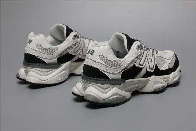 New Balance رمادي أسود كتلي غير متناظر كعب شبكة و جلد مدبب ترصيع حياة أحذية رياضية 3