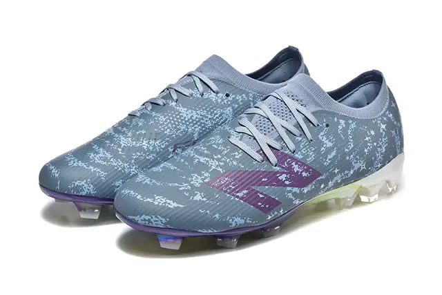 New Balance 灰紫低帮针织鞋面不对称系带 Firm-Ground 足球鞋 8