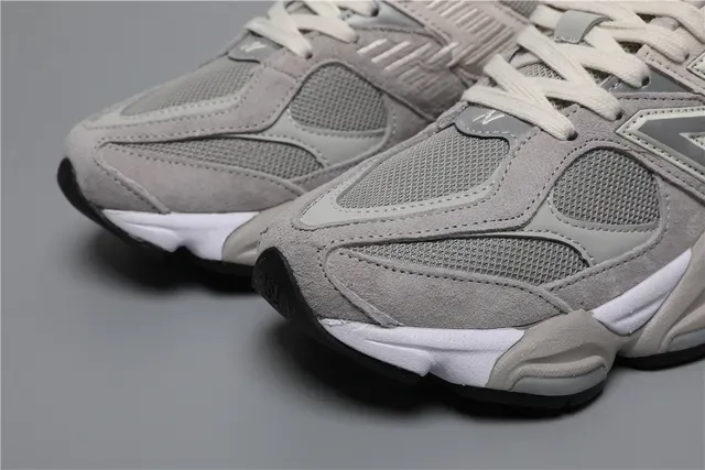 New Balance رمادي أبيض سميك منحوت وسط حذاء شبكي ومخملي أعلى أحذية أسلوب حياة 4