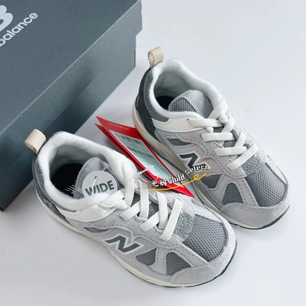 New Balance Gray White Midsole Layered Mesh And Suede Upper Chunky Sneakers 9