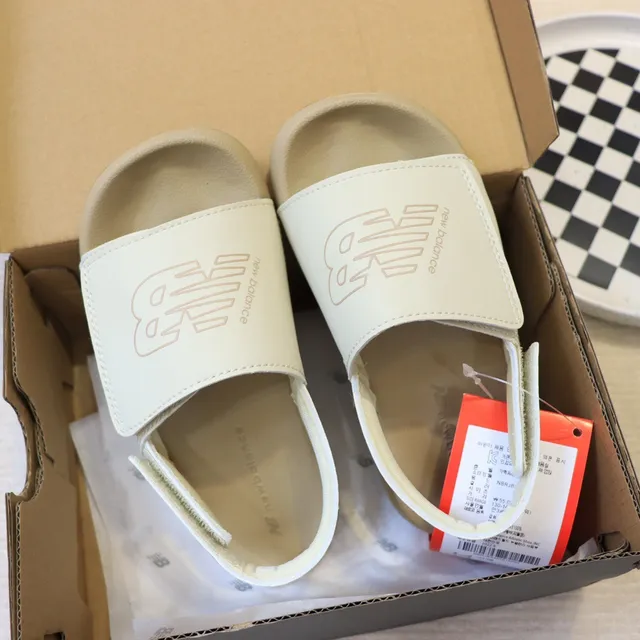 New Balance Kids Slide Sandals Pink White Beige Black Casual Sandals 14