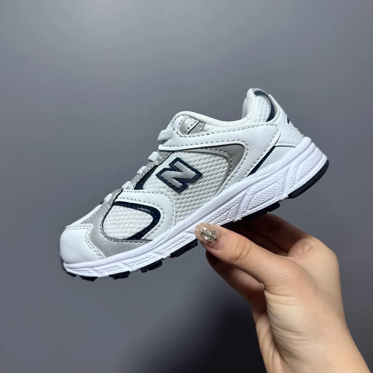 New Balance Prata Marinho Malha E Camada Sintética Construção ENCAP Sola Intermediária Tênis Lifestyle 16