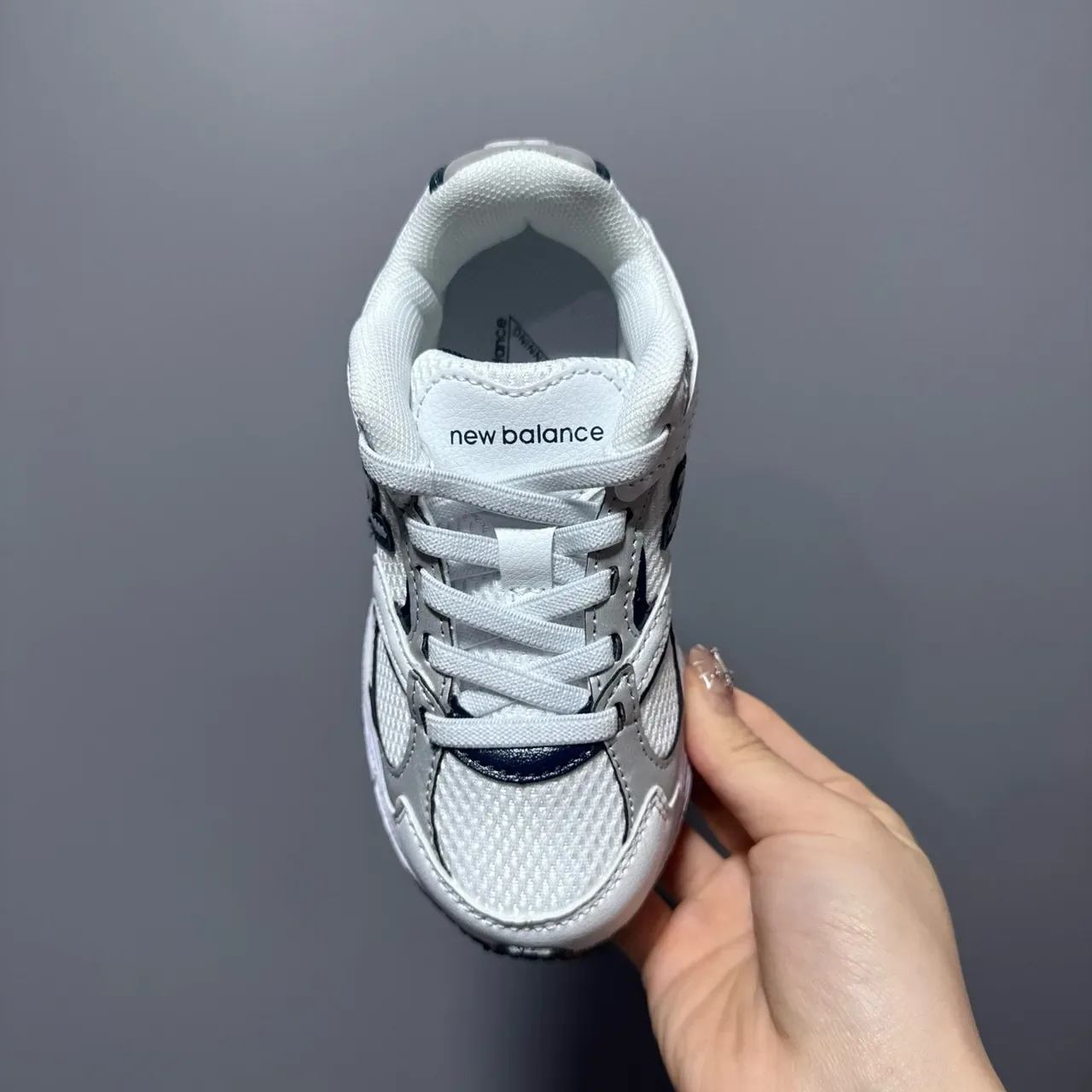 New Balance Prata Marinho Malha E Camada Sintética Construção ENCAP Sola Intermediária Tênis Lifestyle 17