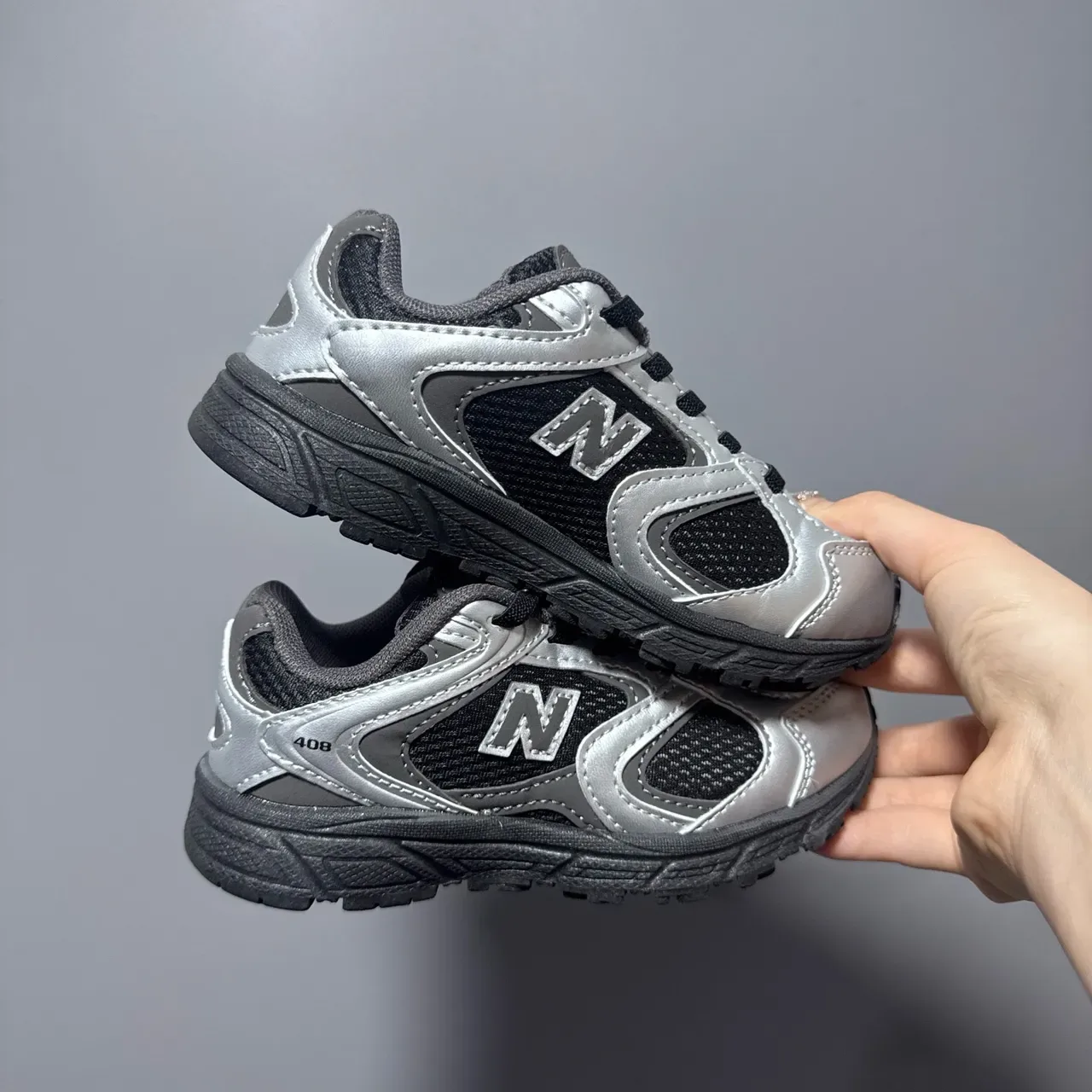 New Balance Prata Marinho Malha E Camada Sintética Construção ENCAP Sola Intermediária Tênis Lifestyle 21