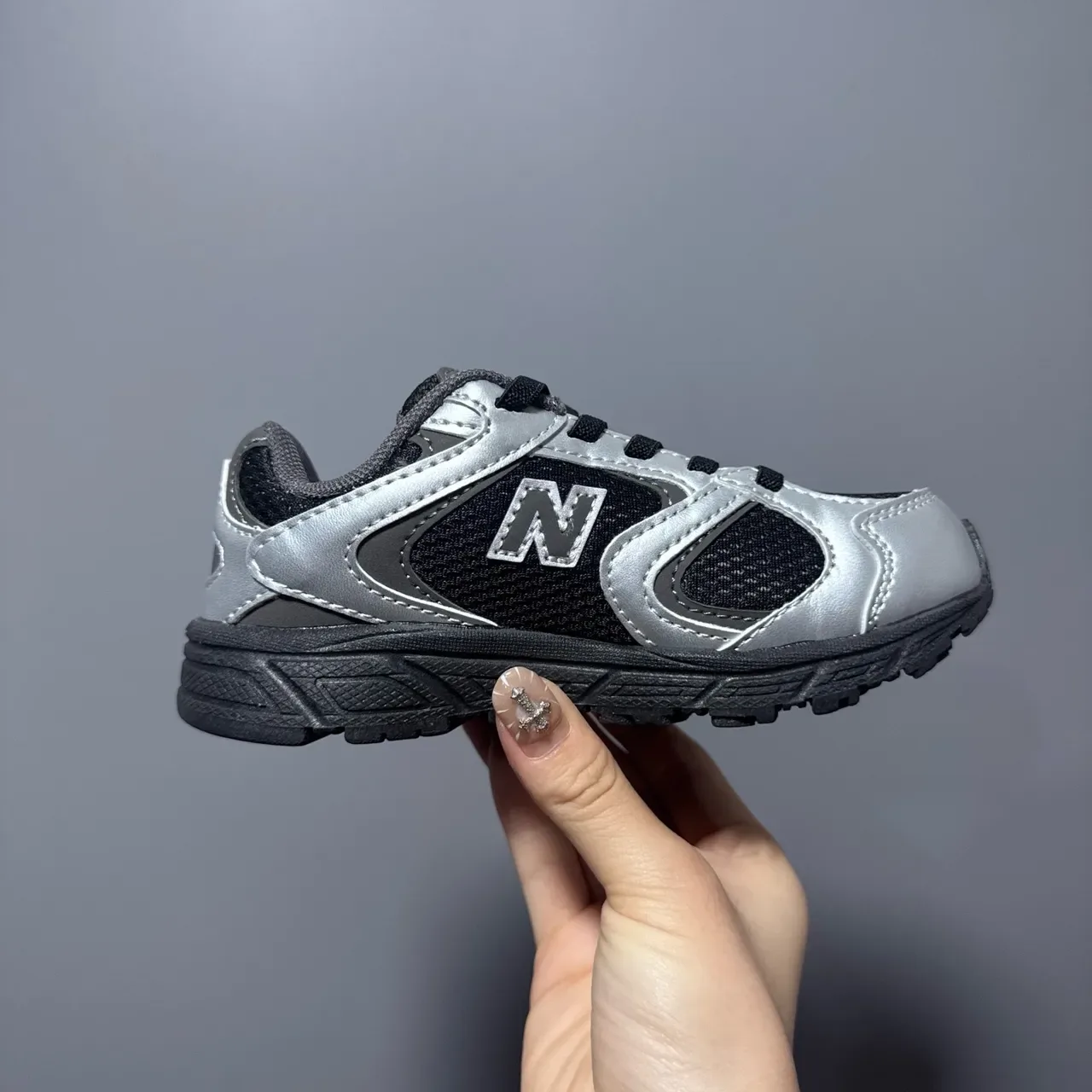 New Balance Prata Marinho Malha E Camada Sintética Construção ENCAP Sola Intermediária Tênis Lifestyle 23