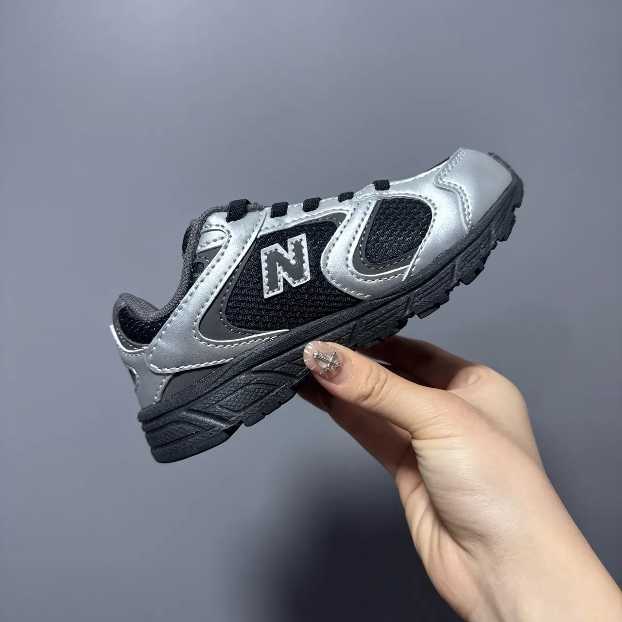 New Balance Prata Marinho Malha E Camada Sintética Construção ENCAP Sola Intermediária Tênis Lifestyle 24