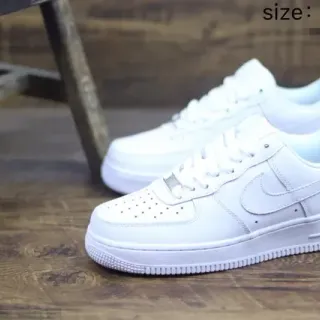 Nike Air Force 1 أحذية أسلوب حياة بيضاء
