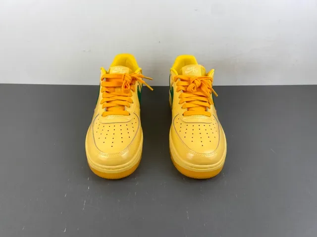 حذاء رياضي نمط حياة نايك Air Force 1 أصفر وأخضر 10