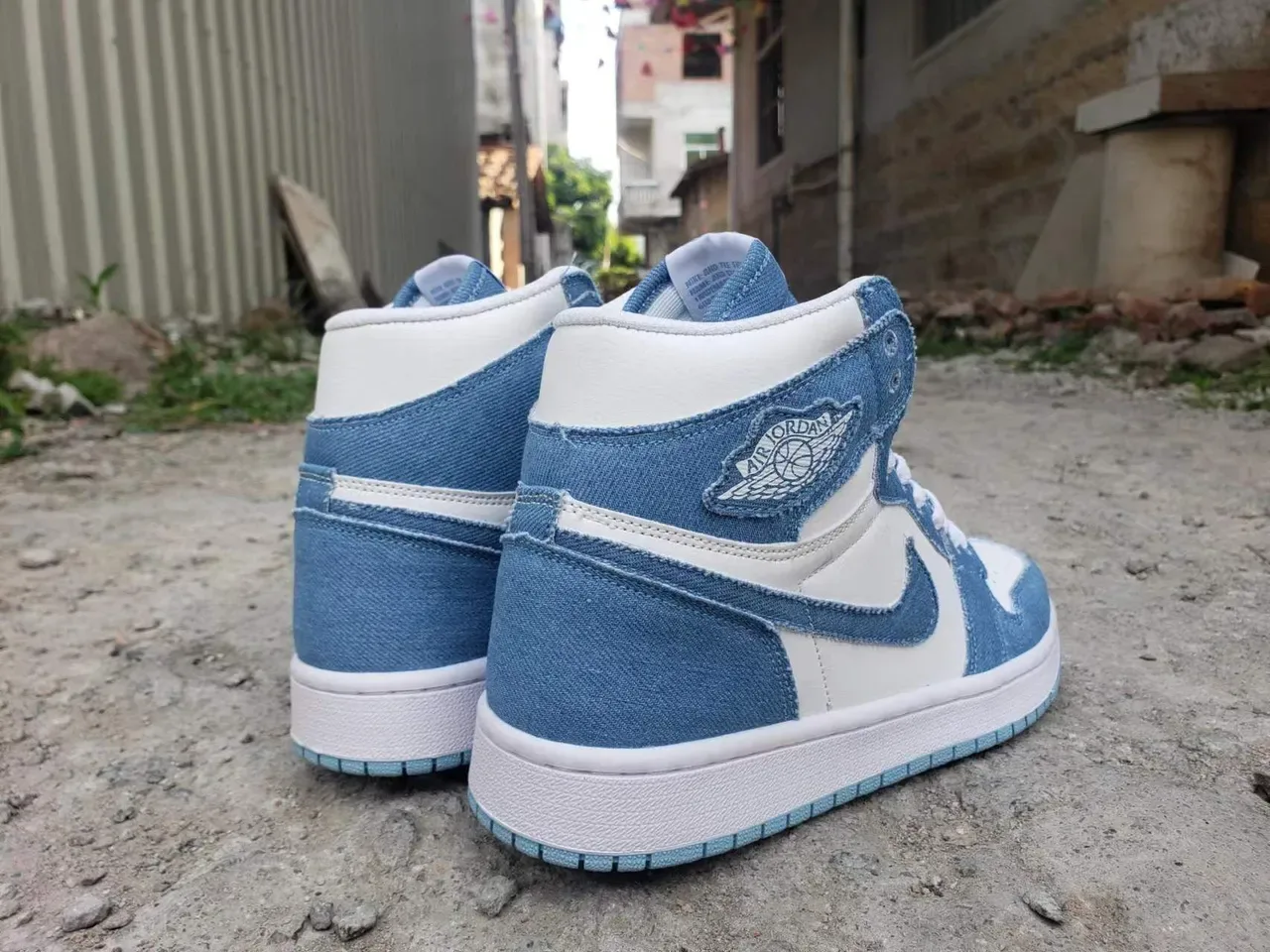 Nike Air Jordan 1 Bleu Denim Blanc Or Cadenas de Lacets Chaussures de Basketball 3