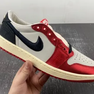 نيك إير جوردن 1 Low Laceless أحمر أبيض أسود حذاء رياضي أسلوب حياة