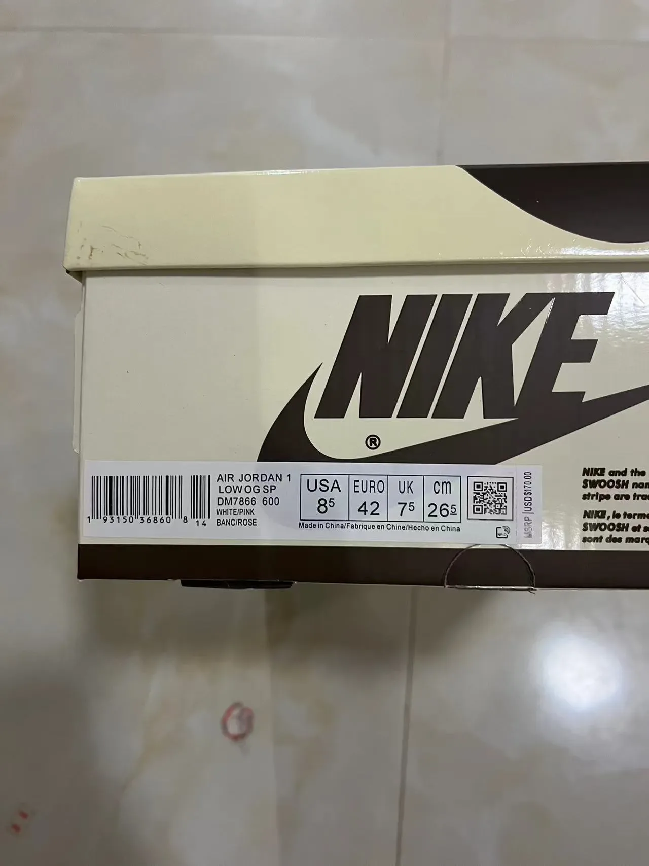 Nike Air Jordan 1 Low Tênis Lifestyle Rosa e Bege 10