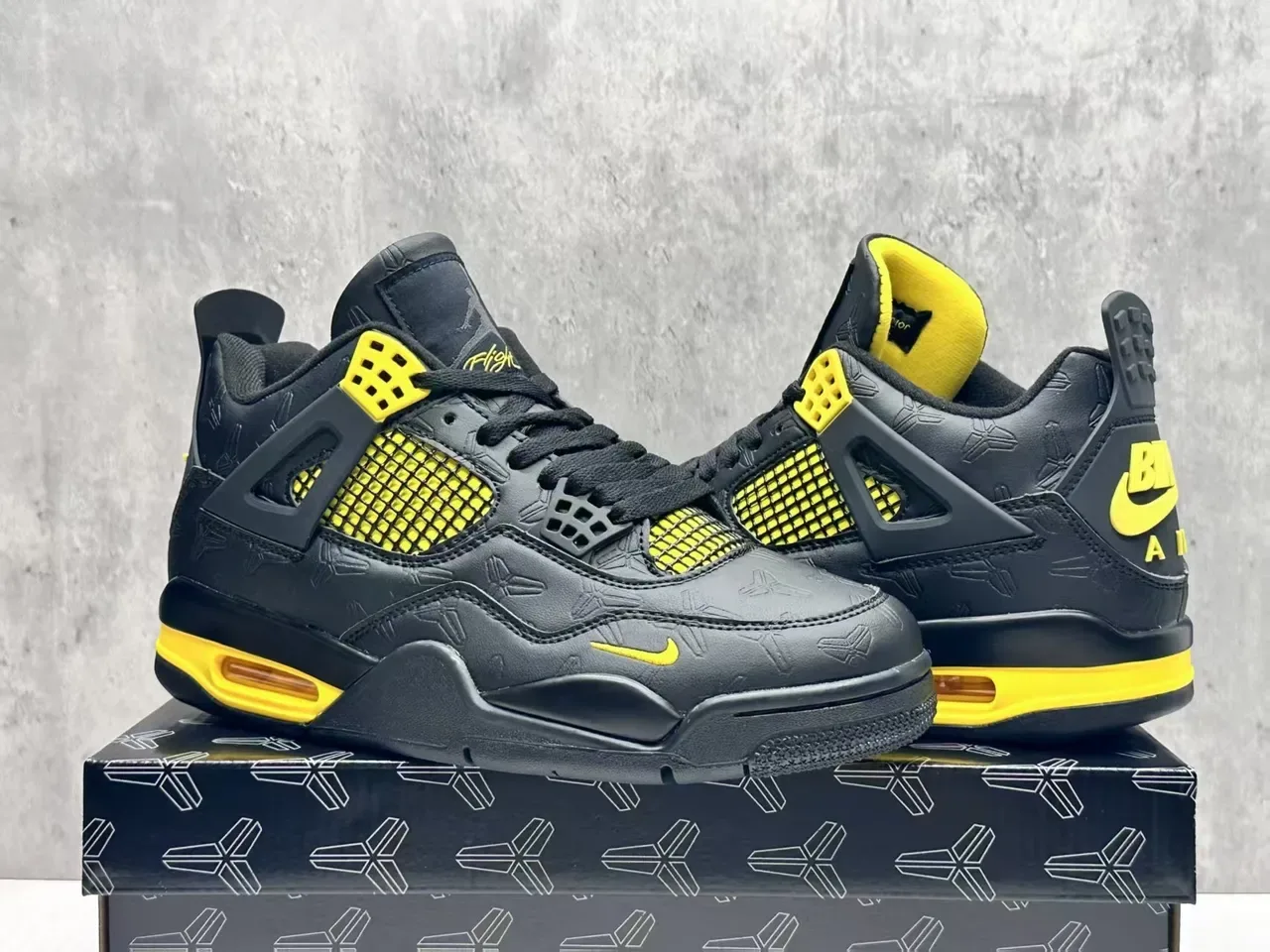 Nike Air Jordan 4 Black Yellow Basketball Shoes 7