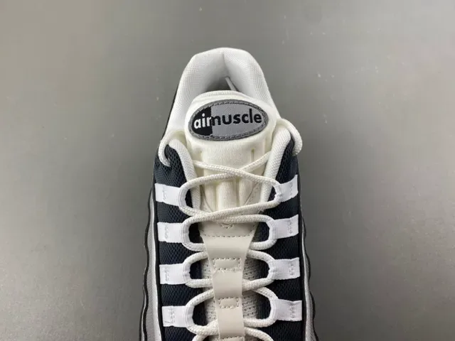 Nike Air Max 95 Metallic Silver and Black Lifestyle Sneakers 6