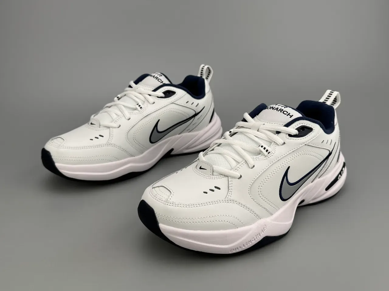 Nike Air Monarch Branco Navy Couro/Sintético Acentos Azuis Tênis Lifestyle 5