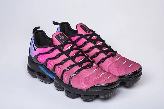 Nike Air VaporMax Plus Chaussures Lifestyle Rose Violet Bleu 18