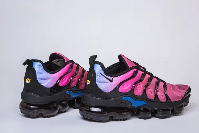 Nike Air VaporMax Plus Chaussures Lifestyle Rose Violet Bleu 20