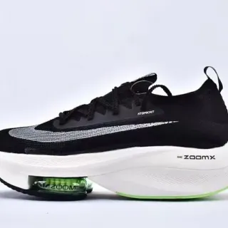 Nike Air Zoom Alphafly Tênis de corrida pretos brancos verdes