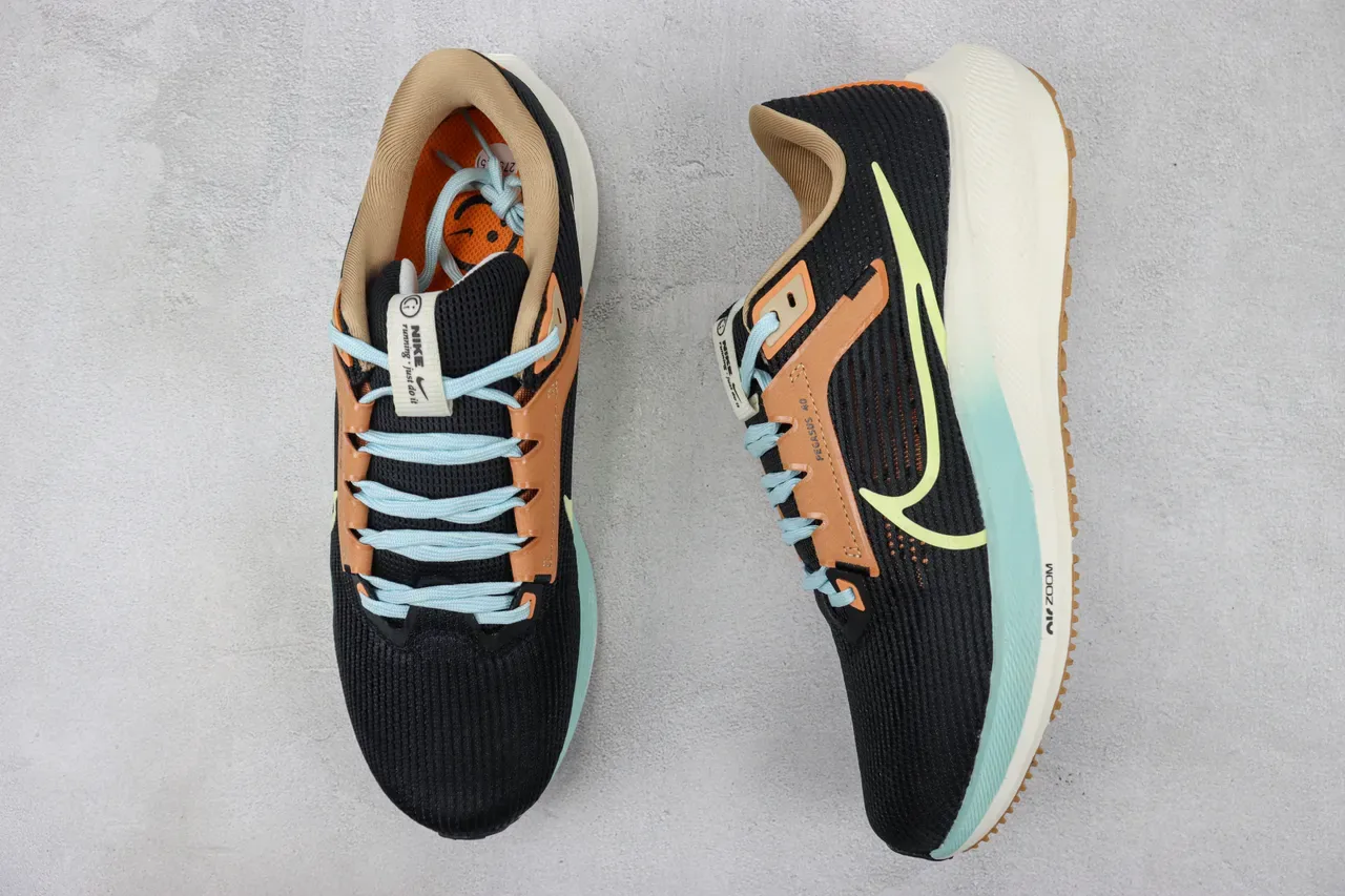 Nike Air Zoom Pegasus 40 Black Beige Mint Running Shoes 3