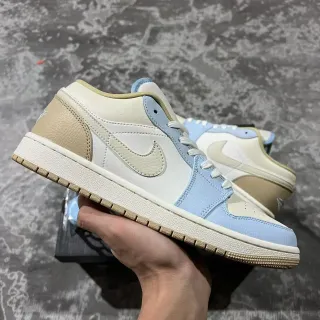 Nike Beige Azul Zapatillas Lifestyle Low-Top Multi-Panel de Cuero