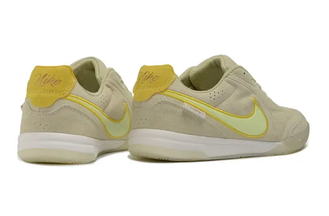 Nike বেইজ হলুদ স্যুড লো টপ ইন্ডোর ফুটবল জুতো 5