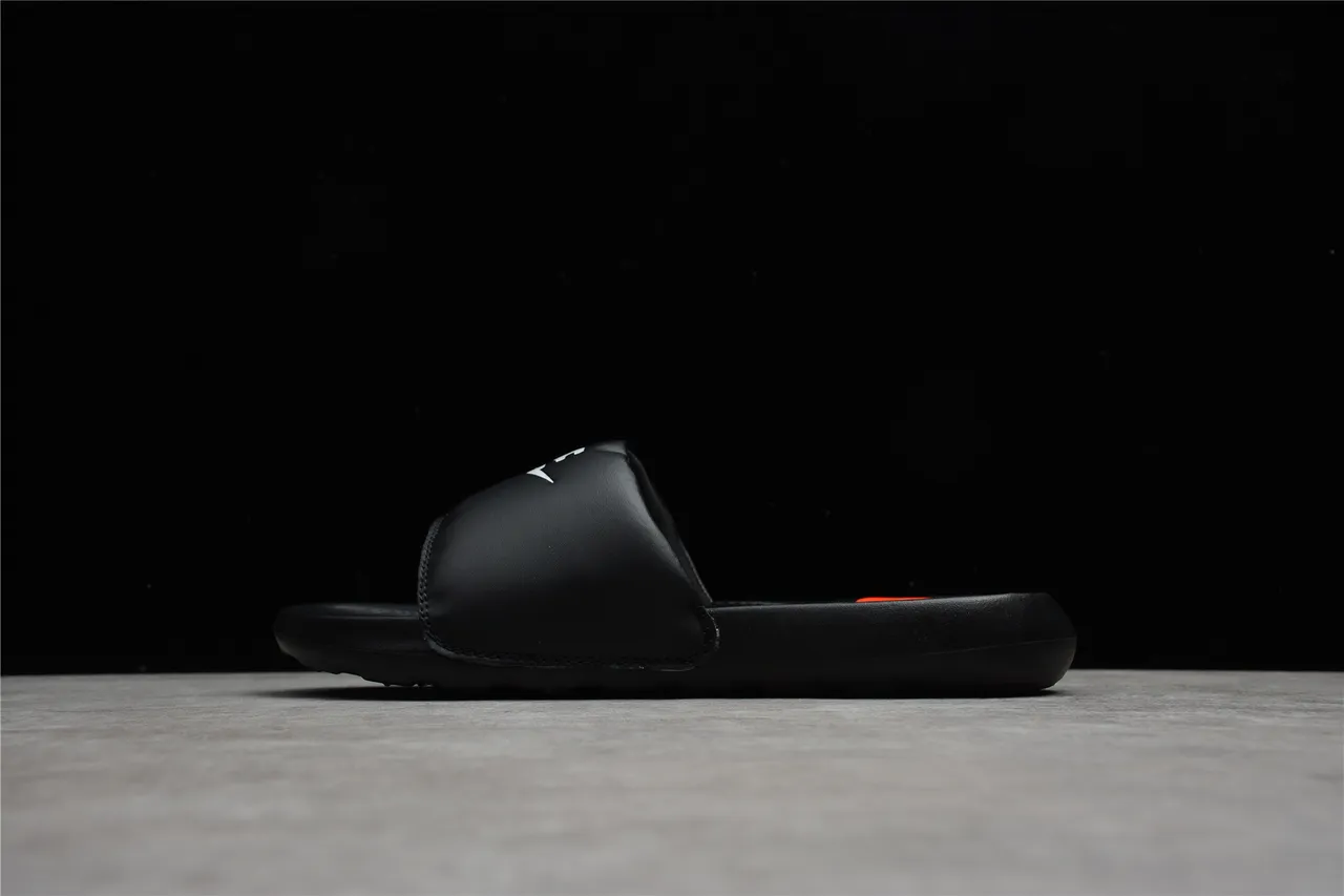 Nike Benassi JDI negro blanco naranja sandalias 7