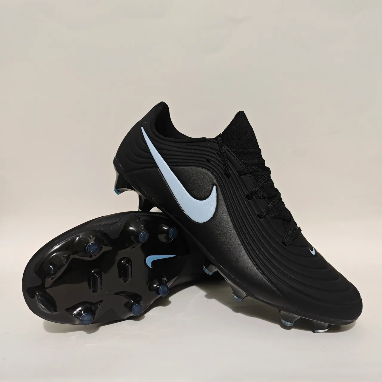 Nike Noir Bleu Upper Synthétique Côtes Low-Cut Collar Firm-Ground Chaussures de Football 11