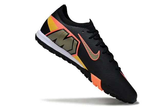 Nike Black Orange Low-Cut Knit Upper Turf Soccer Shoes 2