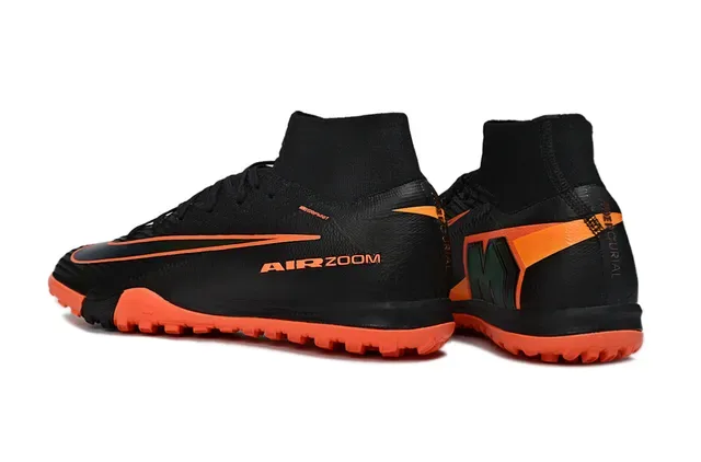 Nike 黑橙色 袜套领 纹理针织鞋面 草地足球鞋 3
