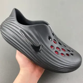 Nike Black Red Molded Monolithic Construction Ribbed Midsole Clog