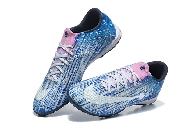 Nike أزرق بحري منخفض القطع صناعي أعلى طباعة جرافيك ديناميكية أحذية كرة قدم للعشب الصناعي 2