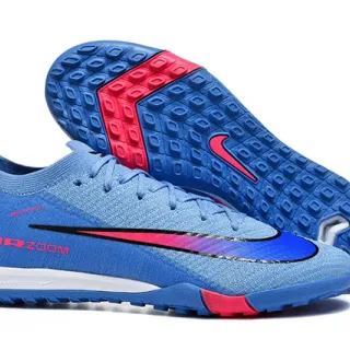 Nike 蓝色粉色针织鞋面低帮领 Turf 足球鞋
