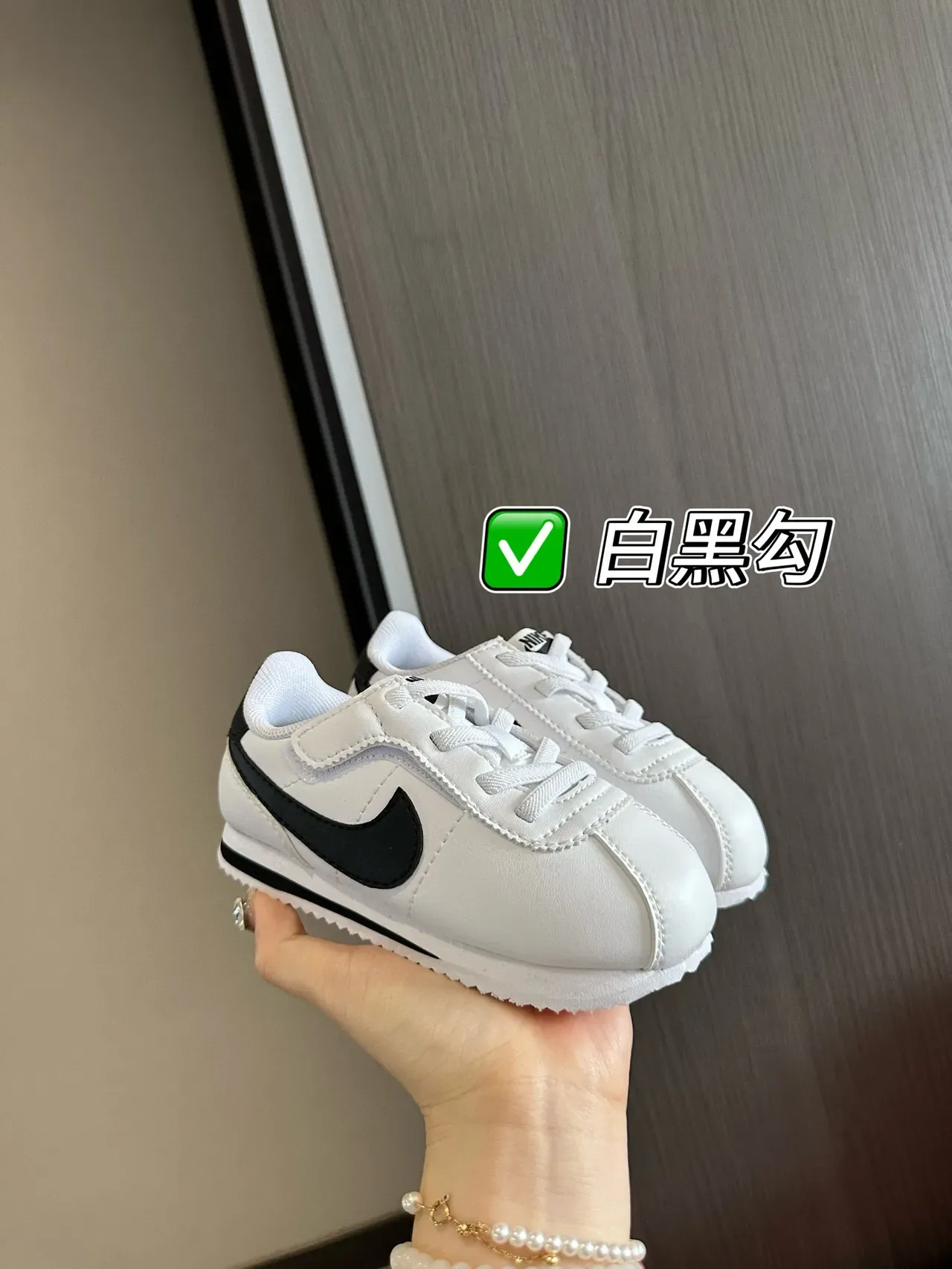 Nike Cortez White Black Low-Top Nylon Upper Lifestyle Sneakers 14